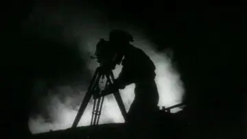 Zasłona do filmu "Człowiek z kamerą filmową" #1634256