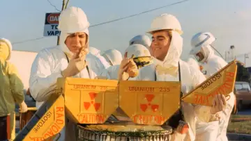 Zasłona do filmu "Napromieniowana klasa" #1076475