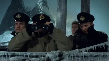 Zasłona do filmu "Ląd, o którym zapomniał czas" #387201