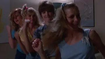 Zasłona do filmu "Slumber Party Massacre II" #386792