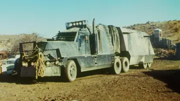 Zasłona do filmu "Battletruck" #595226