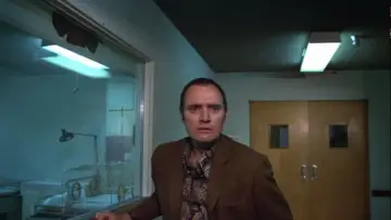 Zasłona do filmu "A jednak żyje" #446885