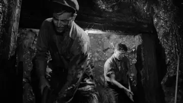 Zasłona do filmu "Brutalna siła" #448193