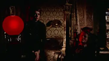 Zasłona do filmu "Lo spettro" #1814737