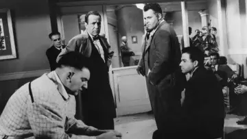 Zasłona do filmu "Tym cięższy ich upadek" #1585266