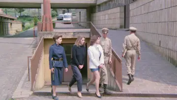 Zasłona do filmu "Violenza in un carcere femminile" #1071044