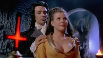 Zasłona do filmu "Dwie bliźniaczki" #411527