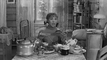 Zasłona do filmu "Dziewczęta" #919562