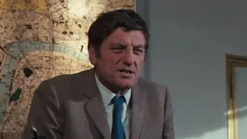 Zasłona do filmu "Skąd wzięły się te dziwne krople krwi na ciele Jennifer?" #489619