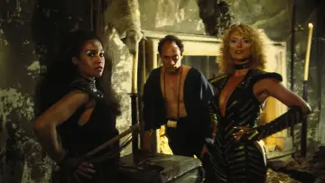 Zasłona do filmu "Skowyt 2: Twoja siostra jest wilkołakiem" #482385