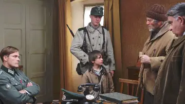 Zasłona do filmu "Bella i Sebastian" #252213