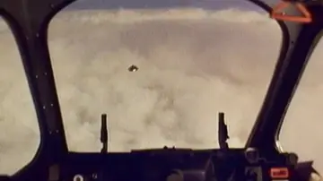 Zasłona do filmu "Invasion: UFO" #1616885