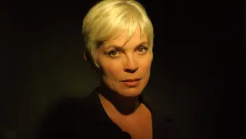 Zasłona do filmu "Równoległa rzeczywistość" #670981