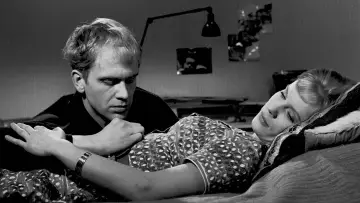 Zasłona do filmu "Älskarinnan" #708633