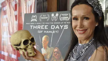 Zasłona do filmu "Three Days of Hamlet" #1147759