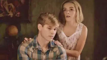 Zasłona do filmu "Kwiaty na poddaszu" #930452
