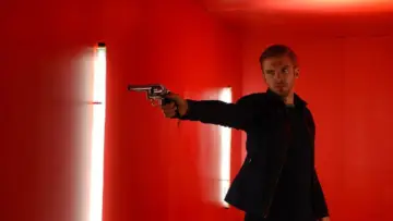 Zasłona do filmu "Gość" #851215