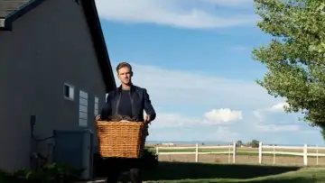 Zasłona do filmu "Gość" #851224