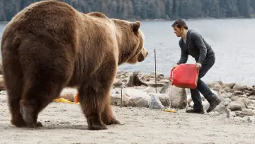 Zasłona do filmu "Grizzly" #355517