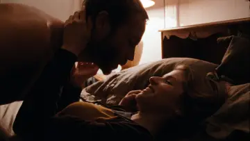 Zasłona do filmu "Szczęśliwe święta" #662148