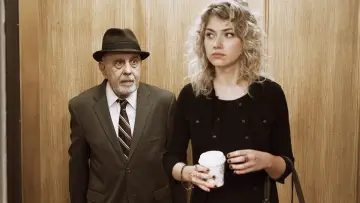 Zasłona do filmu "Dziewczyna warta grzechu" #357088