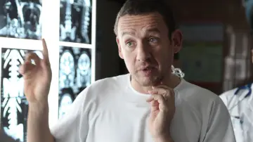 Zasłona do filmu "Przychodzi facet do lekarza" #470648