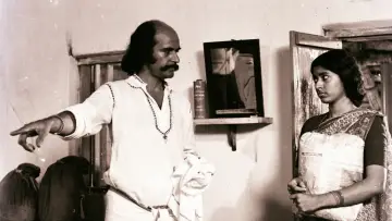 Zasłona do filmu "യവനിക" #1163093