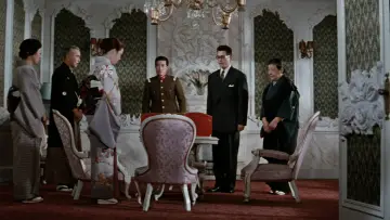 Zasłona do filmu "流転の王妃" #1619109
