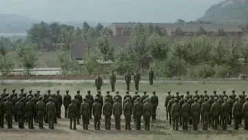 Zasłona do filmu "高山下的花环" #1093229