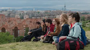Zasłona do filmu "El Club de los Incomprendidos" #1584333