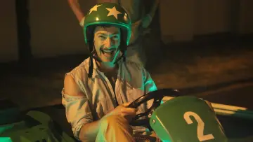Zasłona do filmu "Wszystko Zostanie w Rodzinie 1/2" #261189