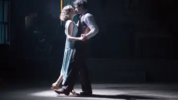 Zasłona do filmu "Klub Jimmy