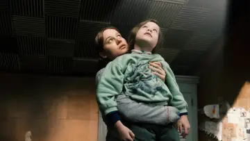 Zasłona do filmu "Pokój" #179600