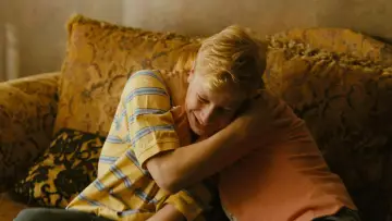 Zasłona do filmu "Mama" #749878