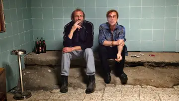 Zasłona do filmu "Cuda" #1077075