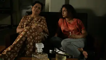 Zasłona do filmu "ආකාස කුසුම්" #1805309