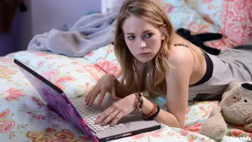 Zasłona do filmu "Ask Me Anything" #475770