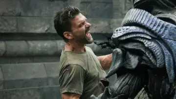 Zasłona do filmu "Beyond Skyline" #376827
