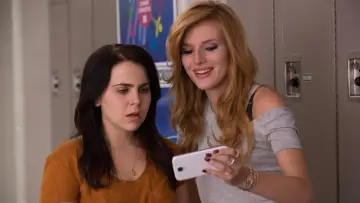 Zasłona do filmu "THE DUFF [#ta brzydka i gruba]" #263035
