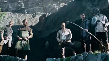 Zasłona do filmu "Król Artur: Legenda miecza" #280601