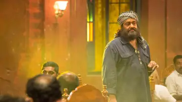 Zasłona do filmu "കൂതറ" #1150628