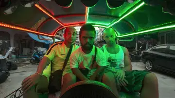 Zasłona do filmu "Pattaya" #1853111