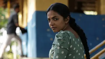 Zasłona do filmu "ഡിറ്റക്ടീവ് ഉജ്ജ്വലൻ" #856878