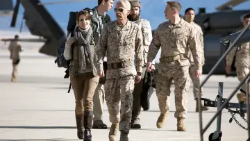 Zasłona do filmu "Whiskey Tango Foxtrot" #292910