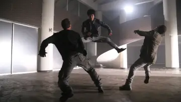 Zasłona do filmu "Tekken 2: Kazuya