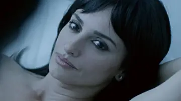 Zasłona do filmu "Mama" #495633
