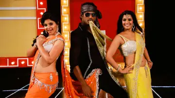 Zasłona do filmu "மத கஜ ராஜா" #1782831