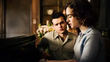 Zasłona do filmu "Zasady nie obowiązują" #326881