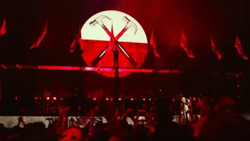 Zasłona do filmu "Roger Waters: The Wall" #456708