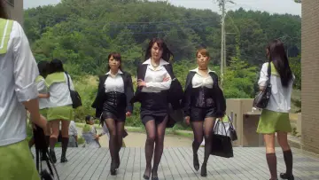 Zasłona do filmu "ちょっとかわいいアイアンメイデン" #745268
